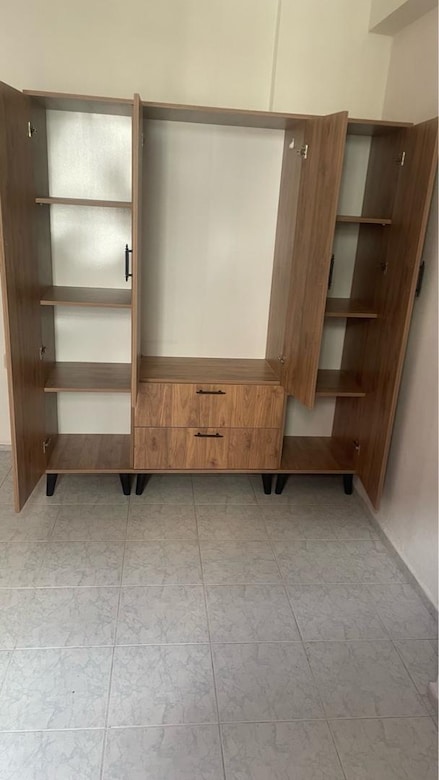 4 kapaklı elbise dolabı - 6