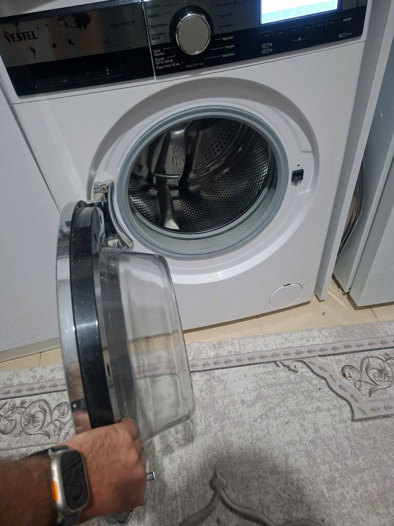 camasır makinesi çalısıyor kapagı kırık - 2
