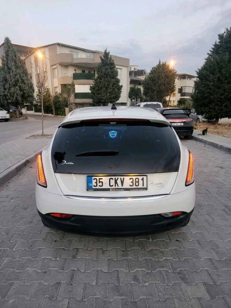 LANCİA DELTA - 3