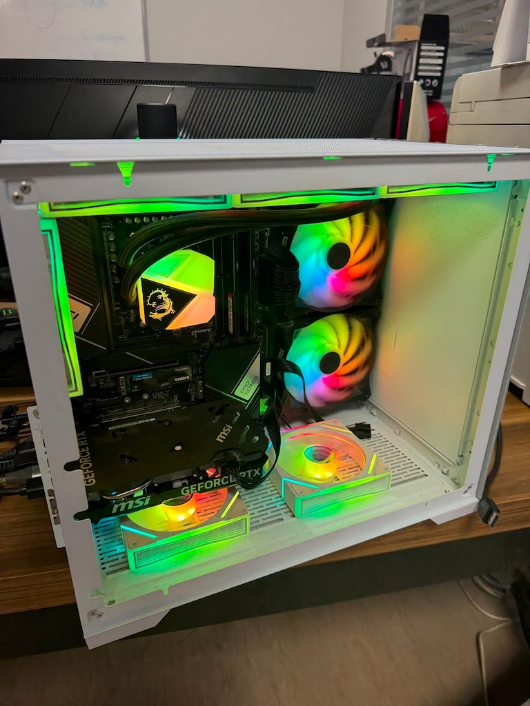 AMD Ryzen 9 7950x - 64GB RAM - 2TB 990 PRO - 4060 - SIVI SOĞUTMA - 6