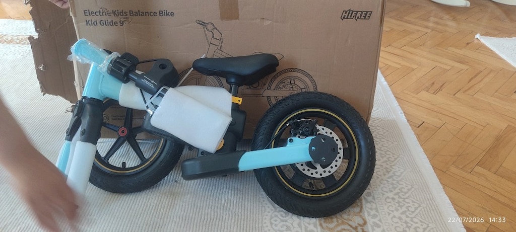 Hifree elektrikli çocuk denge bisikleti - 4