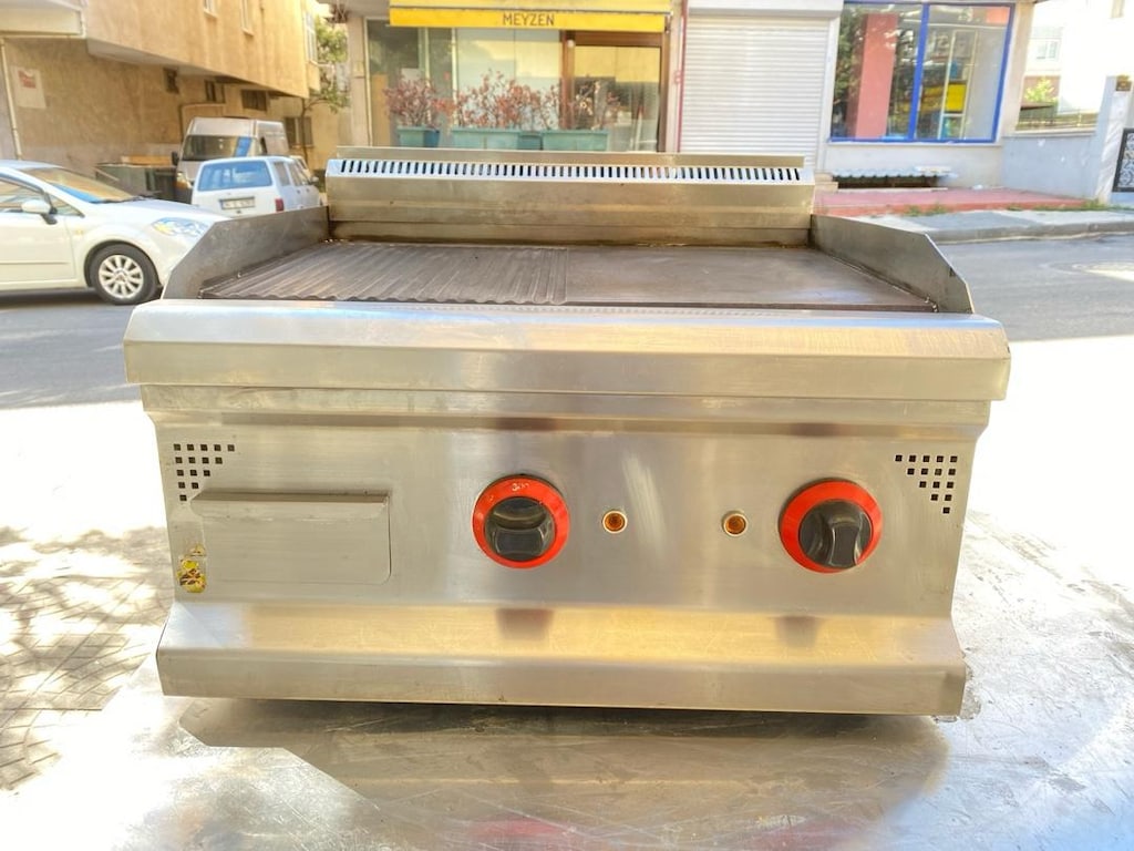 KARACASAN 60x60 YARI OLUK YARI DÜZ PLEYT IZGARA 380W - 2