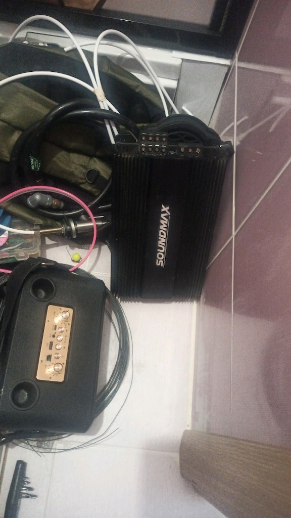 kutu bass reis amfi 4 adet isikli hoparlor ve teyp - 2
