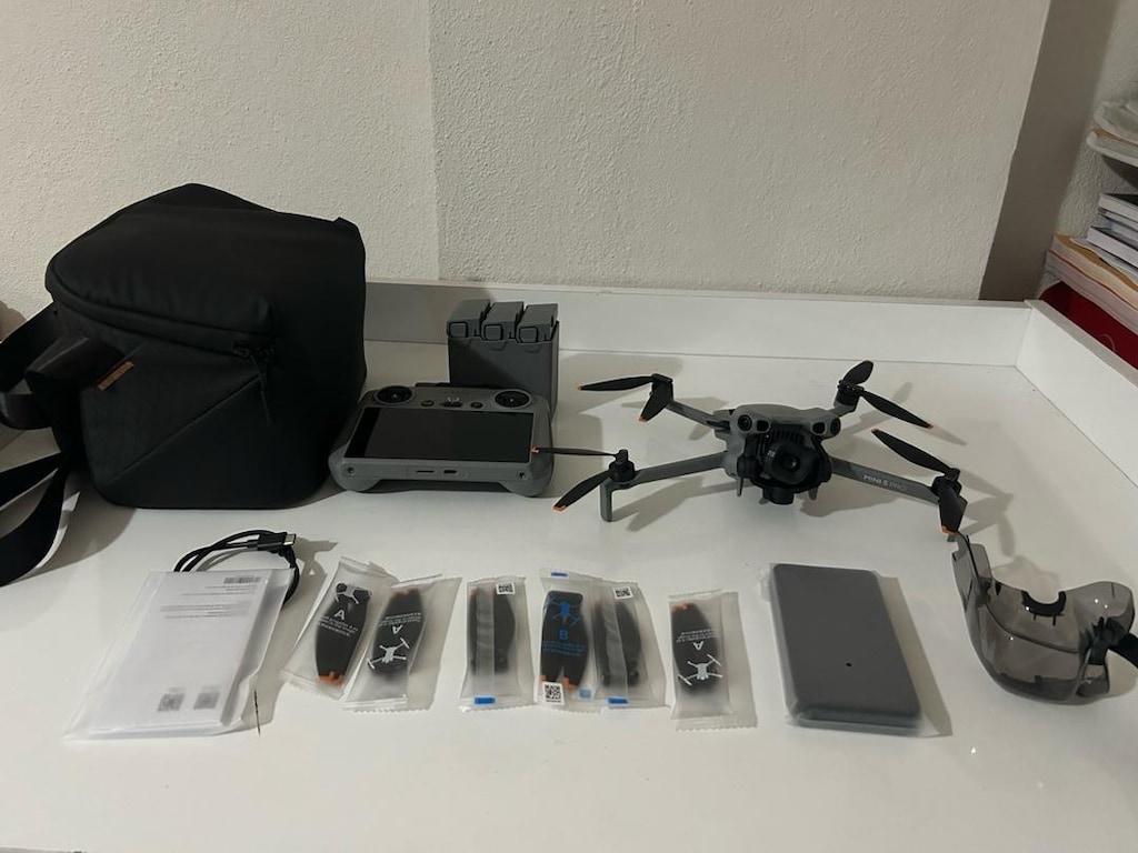 DJI Mini 5 Pro RC2 Fly More Combo Plus 3 Cycle Garantili