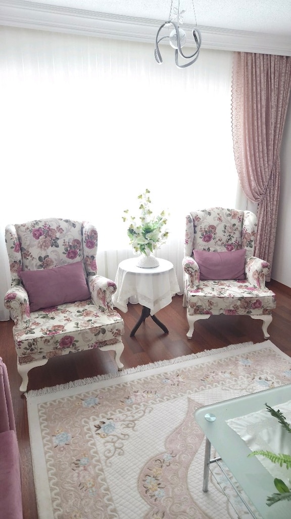 Koltuk Takımı + Halı + Perde - 2