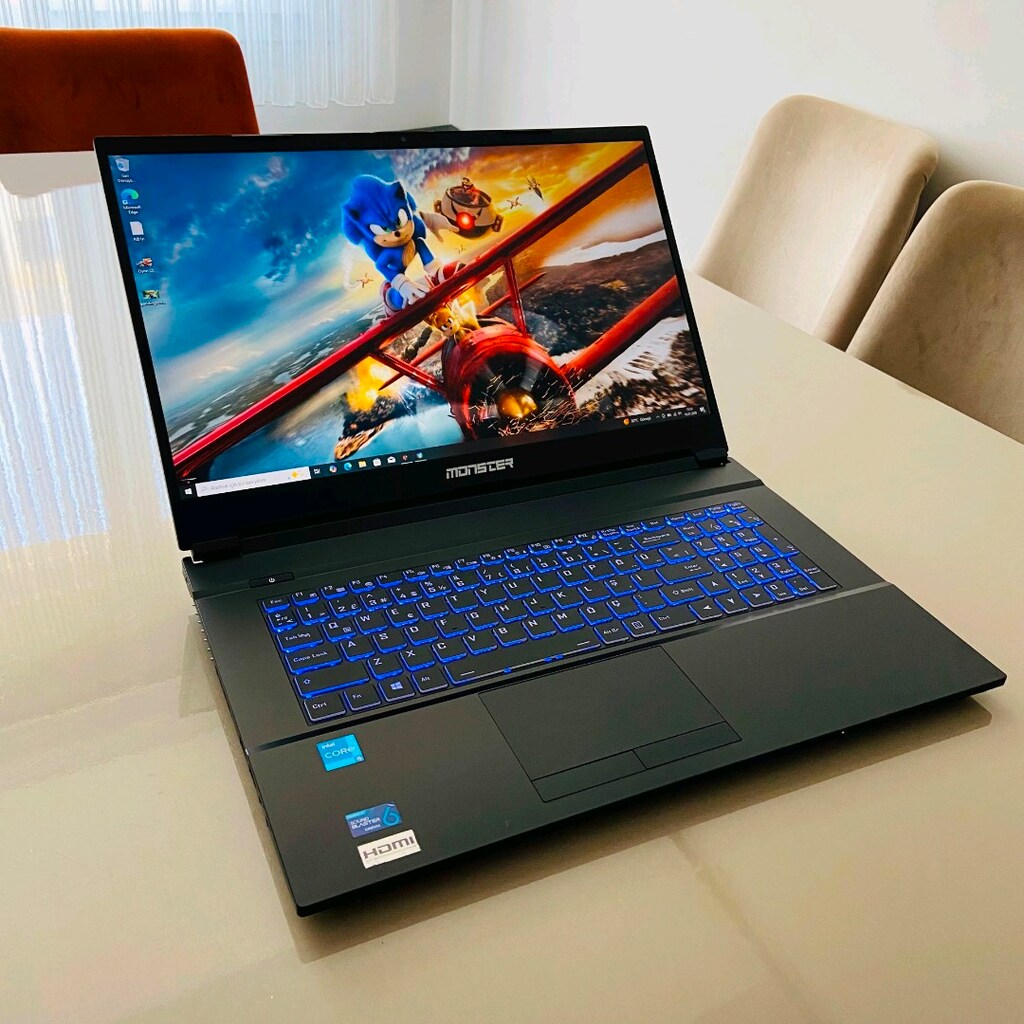 Monster Gaming Laptop i5 11400H 4.10Ghz Nvidia Geforce RTX 3050 144Hz - 6