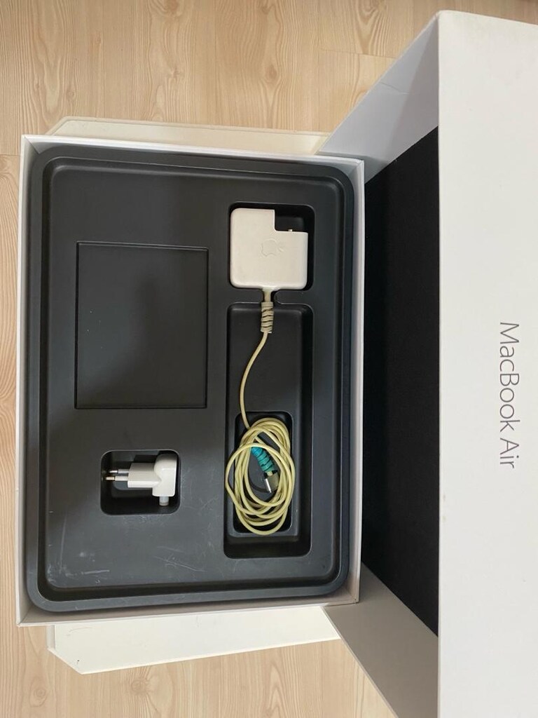 MacBookAir 2015 13,3 inç ekran - 10