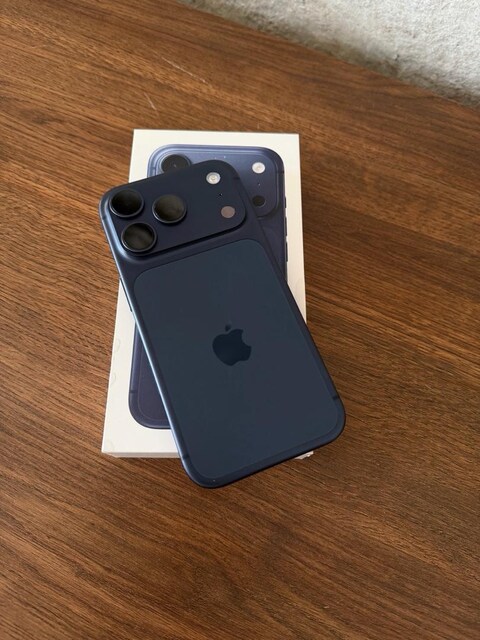 Yurtdışı iPhone 17 pro 512 GB Lacivert