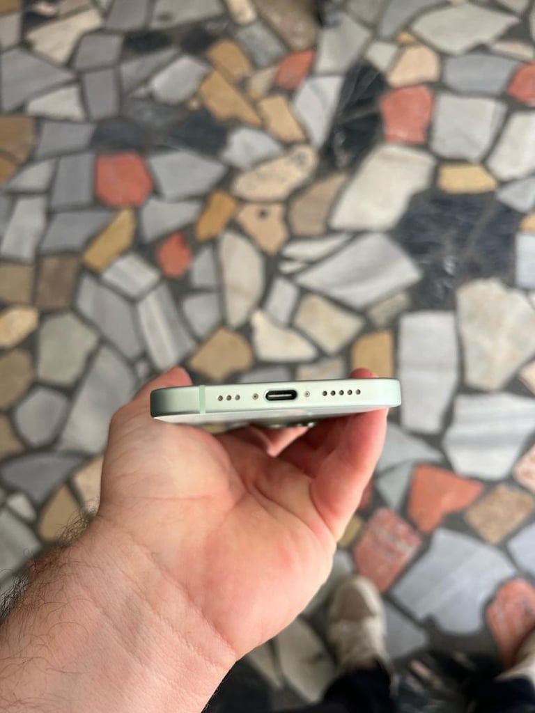 İPHONE 15 128 GB - 6
