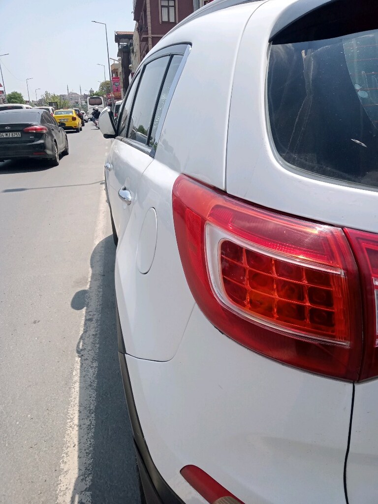 2012 model Kia Sportage arka stop sol - 2