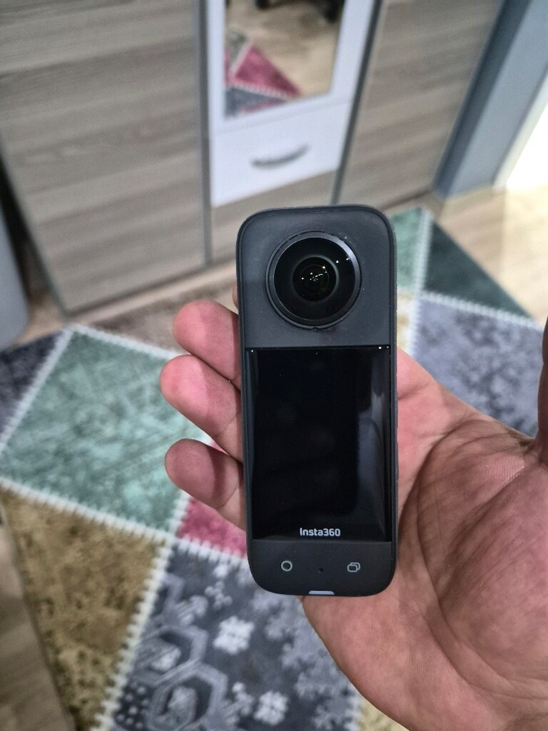 İnsta 360 x3 - 2