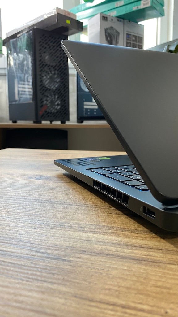 ULTRA 7 2H | RTX 5070 |HP OMEN 16 - KUSURSUZ - 16 AY GARANTİ - 11