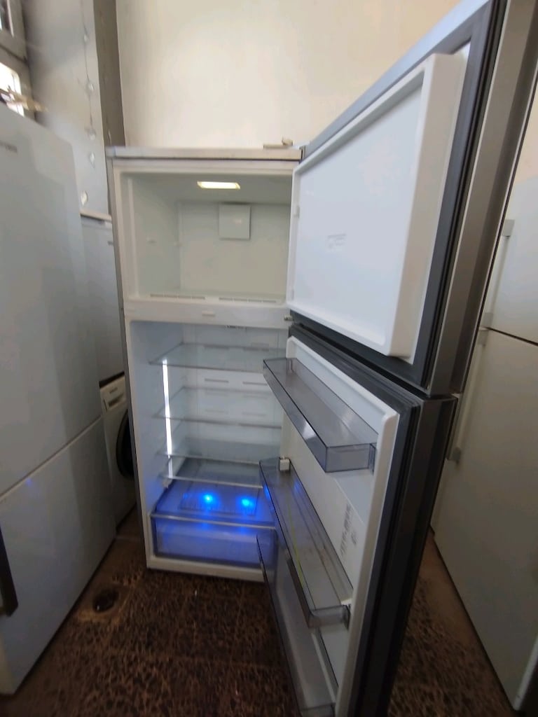 Arçelik Marka Siyah Camlı Buzdolabı - 6