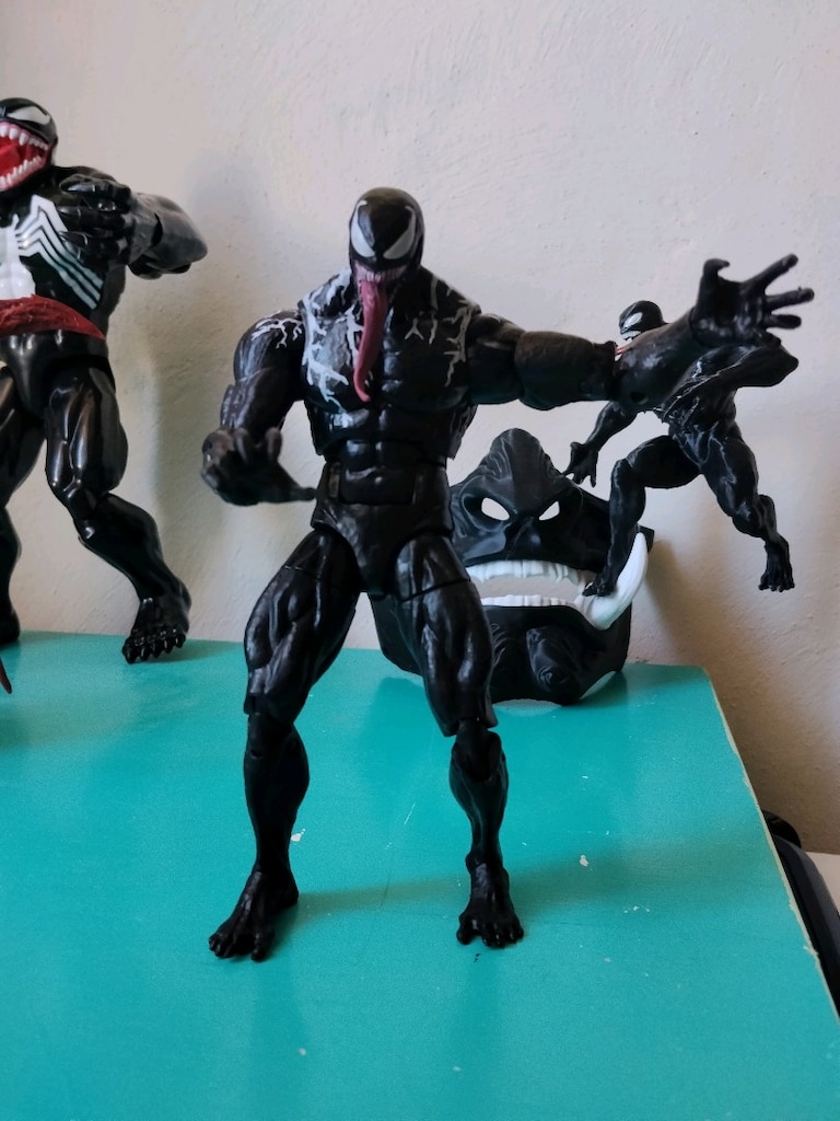 marvel legends venom figür - 2