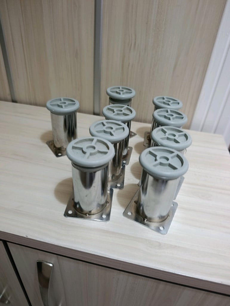parlak metal ayak - 2