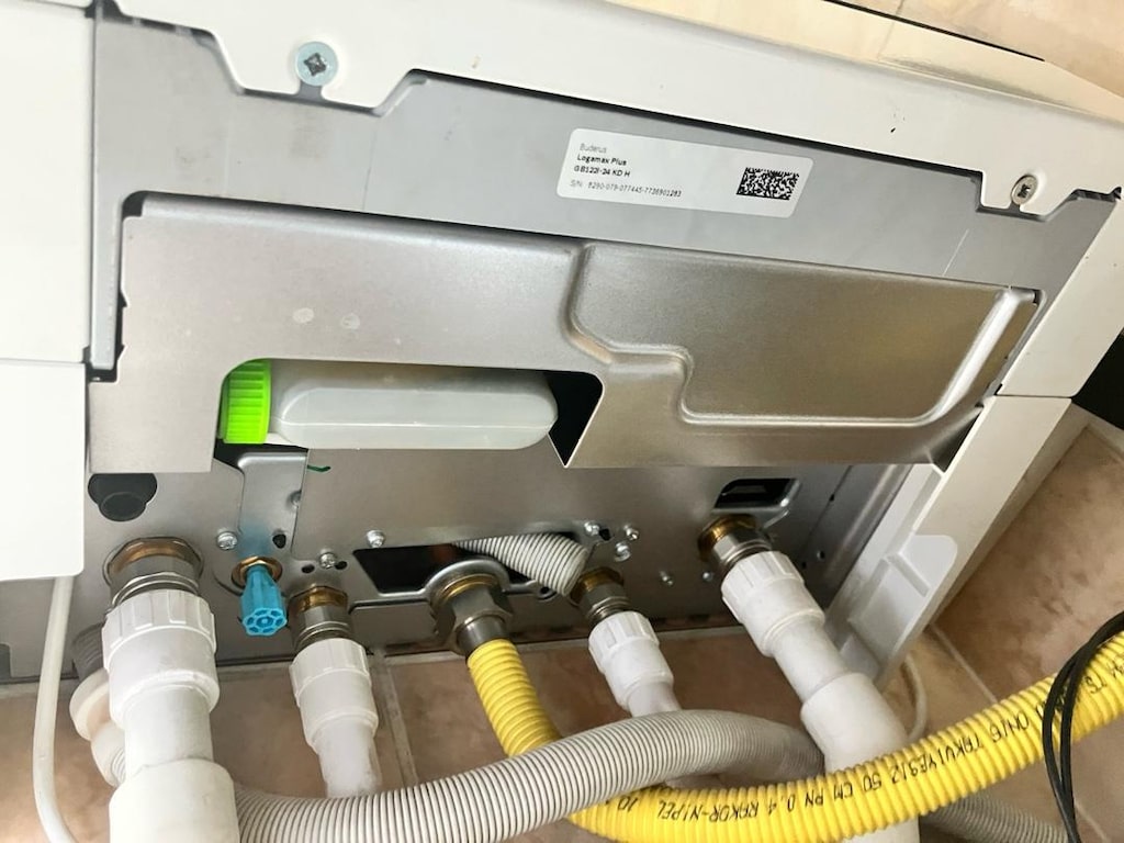 Buderus Logamax Plus Gb122i 24 kw tam yoğuşmalı kombi - 2