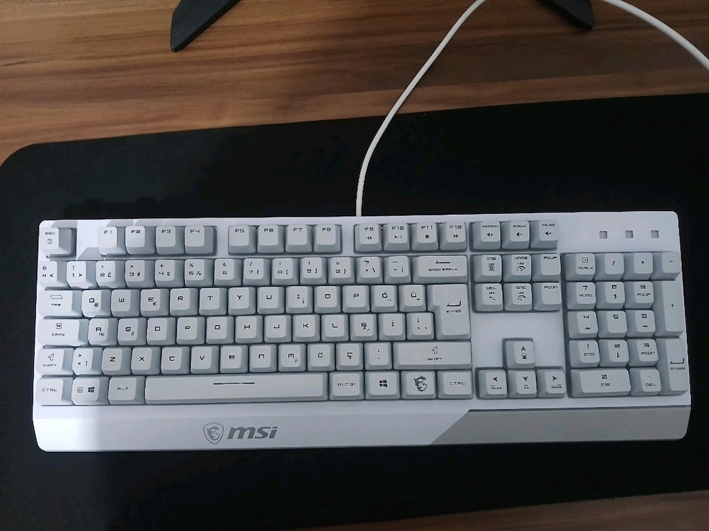 MSİ Vigor GK30 Beyaz RGB Klavye - 4