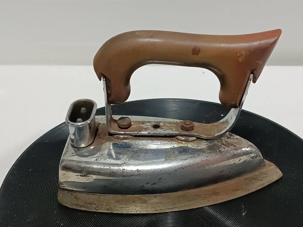 ESKİ ÜTÜ - 6