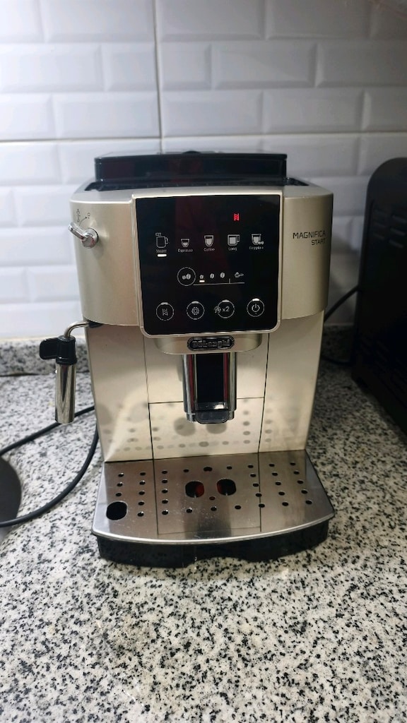 Delonghi ECAM220.31.SB Magnifica Evo Kahve Makinesi Açıklamayı Okuyunu - 2