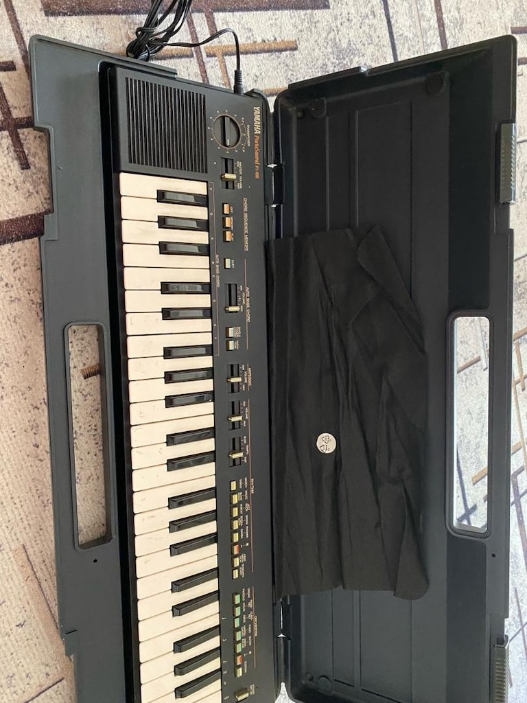 Yamaha PortaSaund - 3