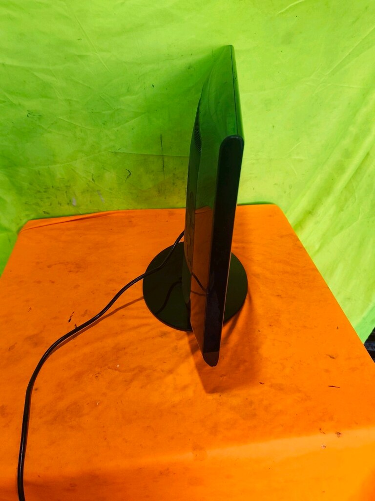 Samsung marka 24 inç monitör - 4