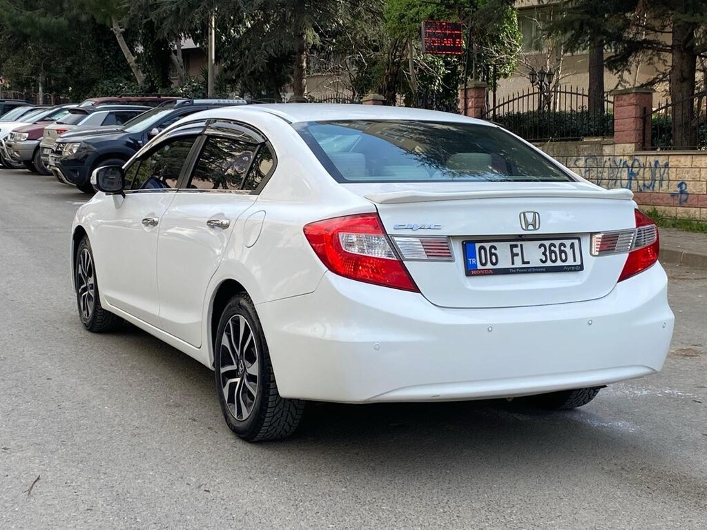 HONDA CİVİC 2014 160.000 KMDE - 3