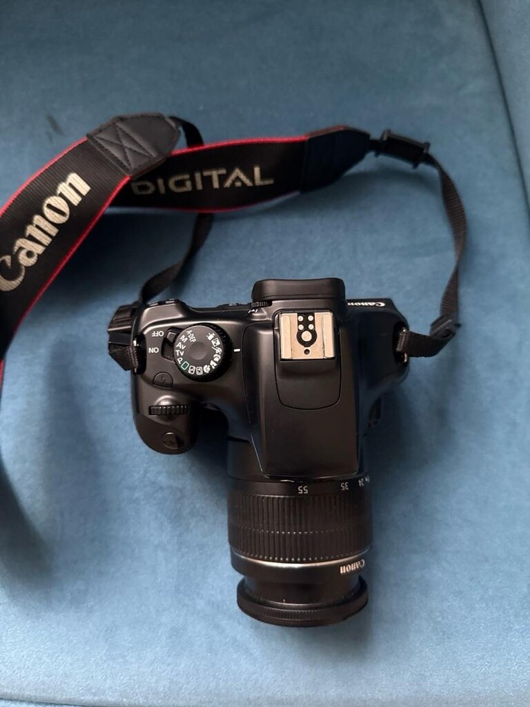 CANON 1100D - 2