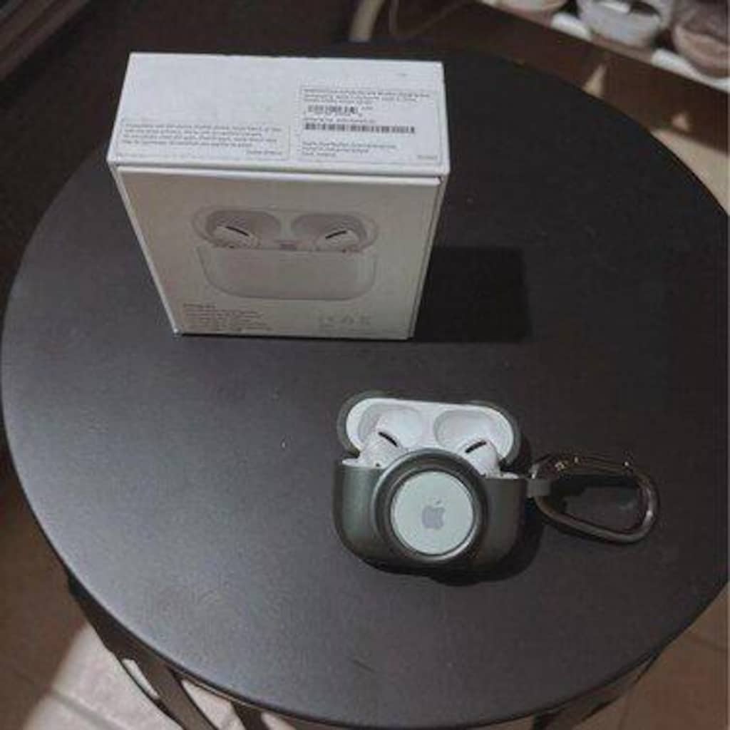 AIRPODS PRO + SPIGEN KILIF