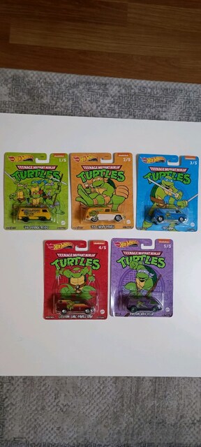 Hot Wheels PREMIUM Ninja Turtles FULL SET - Metal/Kauçuk Lastik