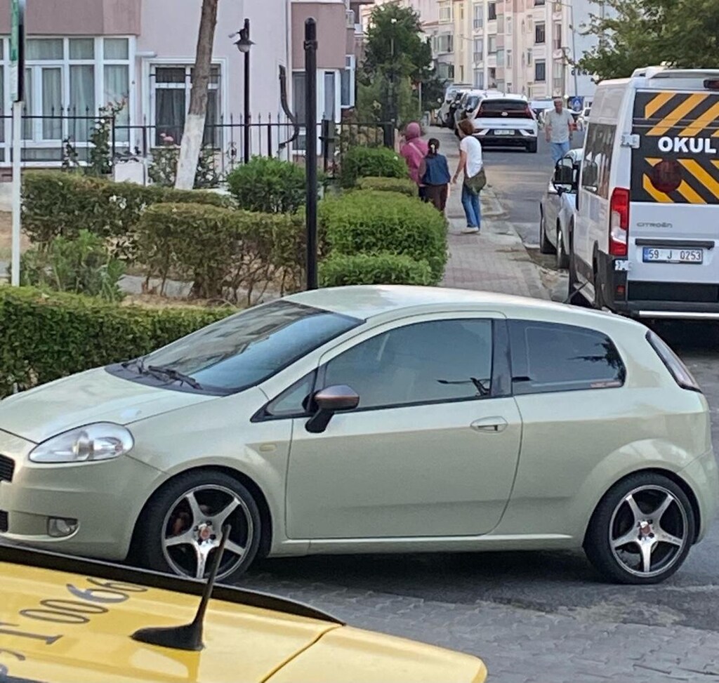 grande punto 2006 1.3 mjet 3 kapı - 5