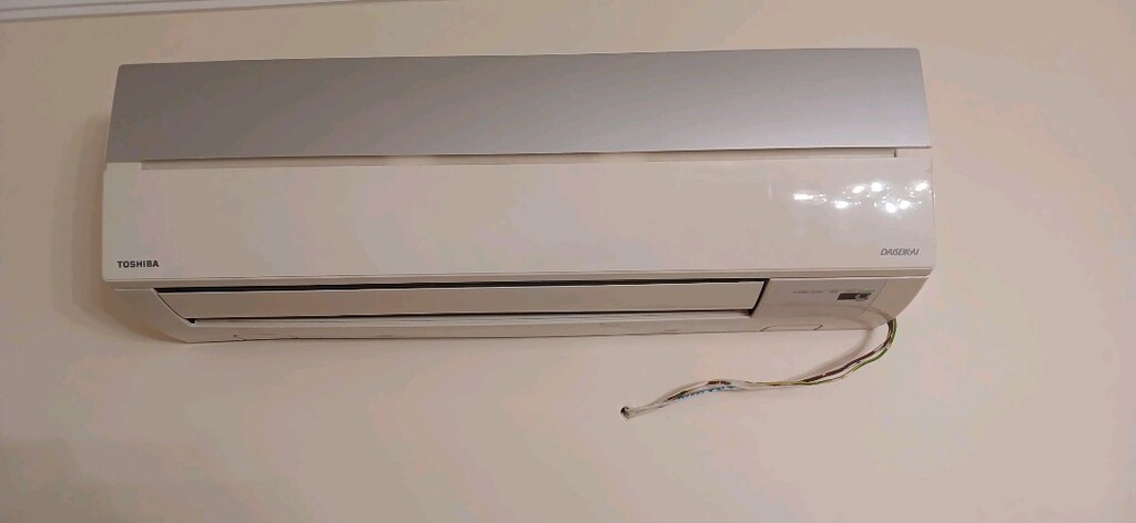 Toshiba 13000 BTU Inverter klima- çalışır durumda - RAS-13SAVR - E2. - 2