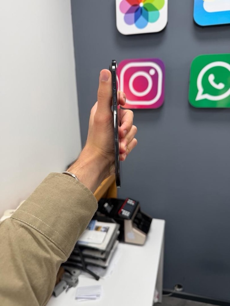 İphone Air 256 Gb Siyah Temiz 11 Ay Açık - 3