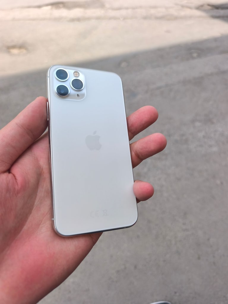İPHONE 11 PRO 64 GB TR - 4
