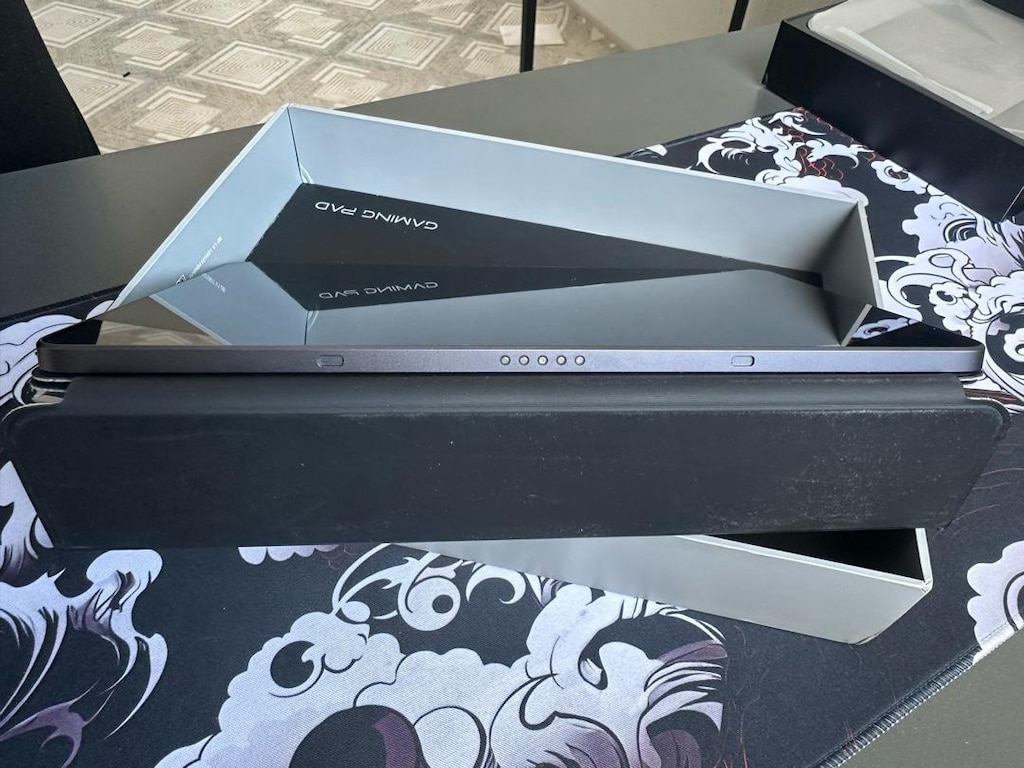 REDMAGIC nova Gaming Tablet - 11
