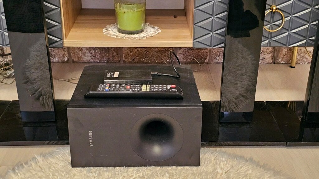Samsung Ht j4550 3D Blu Ray Sinema Ses sistemi Bluetooth ve wifi - 2