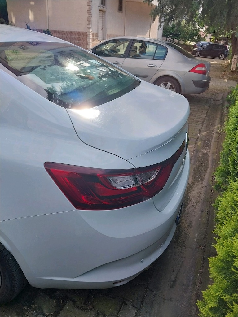 Renault Megan 4 1.3 tce otomatik benzinli - 11
