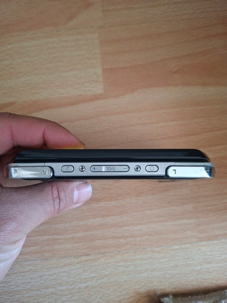 Sony psp go ekran kırık açıklamaya bakınız - 3
