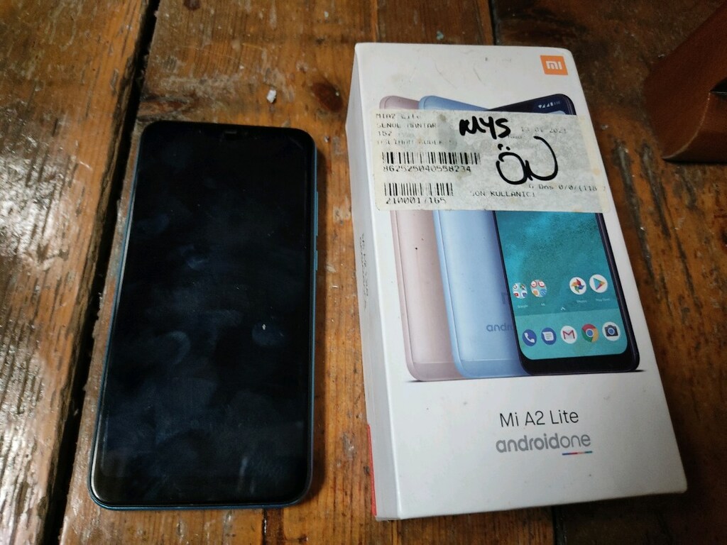 ARIZALI VEP TELEFONU ÇALIŞMIYOR PARÇA NİYETİNE SATIŞ - 2