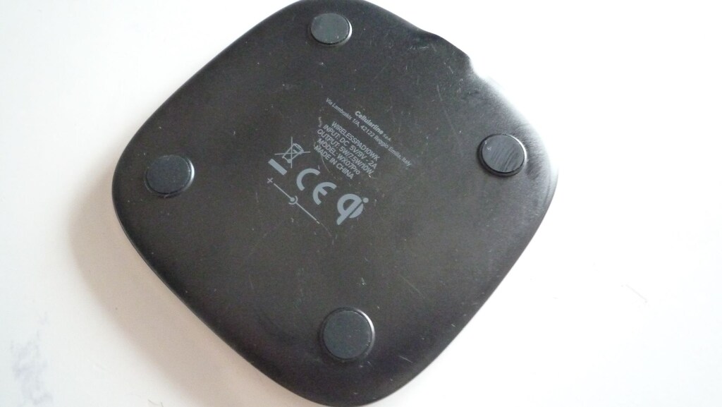 CellularLine Kablosuz Hızlı Şarj Aleti Pedi - 4