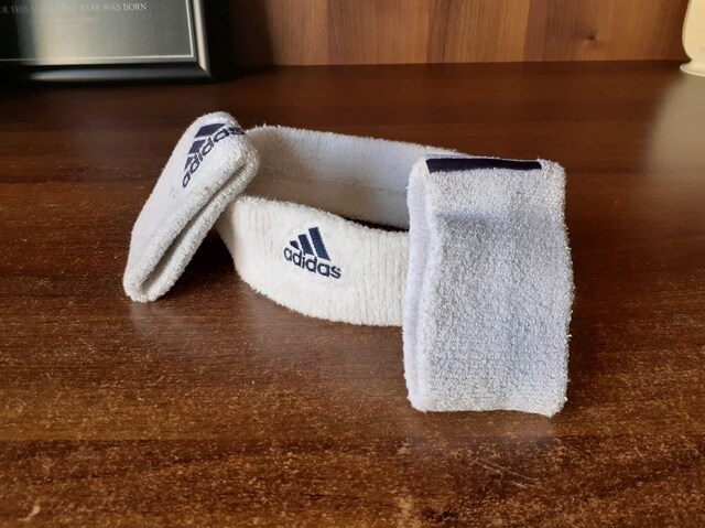 adidas el bilekligi