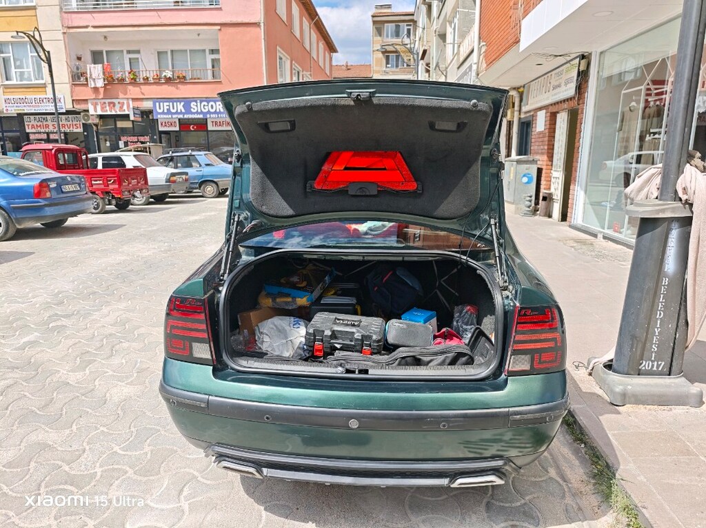 Volkswagen Passat 1.6 otomatik vites 98 model (Nakit Son Fiyatıdır) - 4