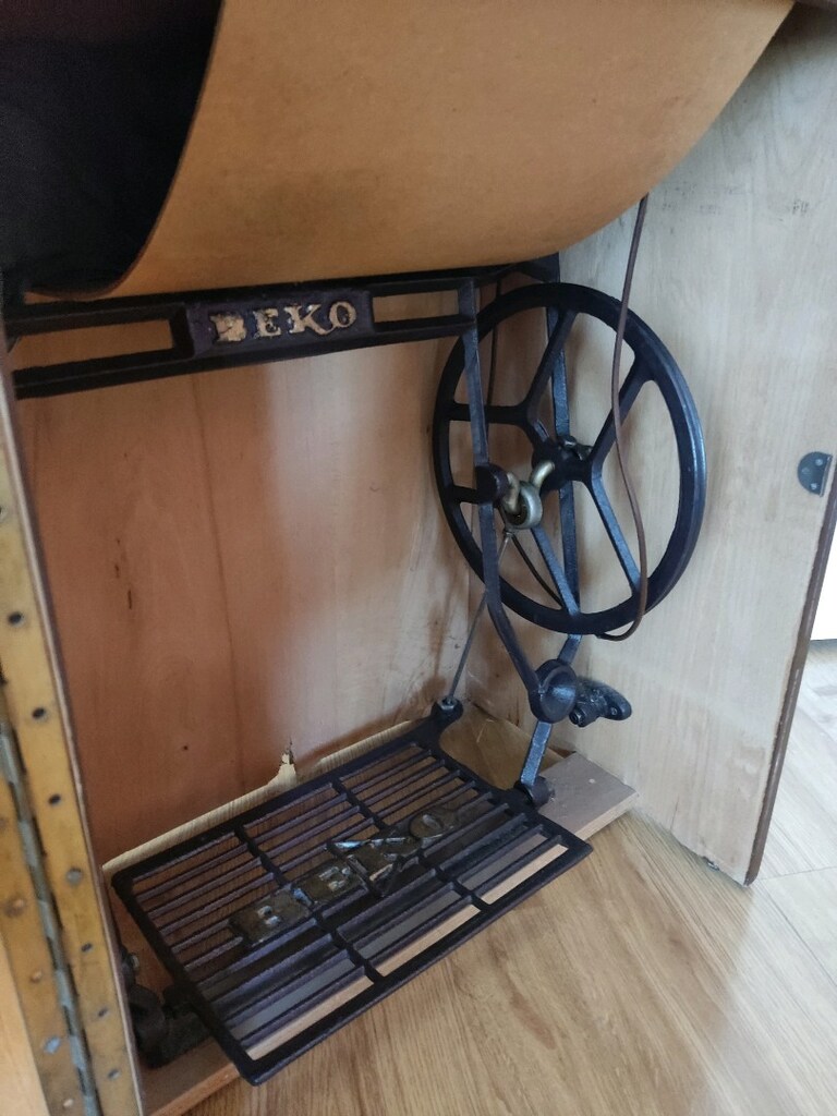 Antika Beko dikiş makinesi - 3