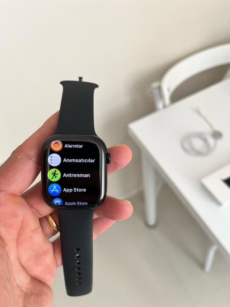 Apple Watch Series 11 46mm - 4