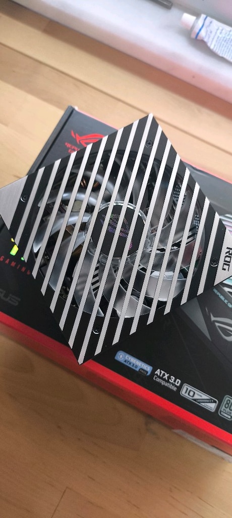 Asus rog Loki 1200 watt titanium sfx güç kaynağı - 3