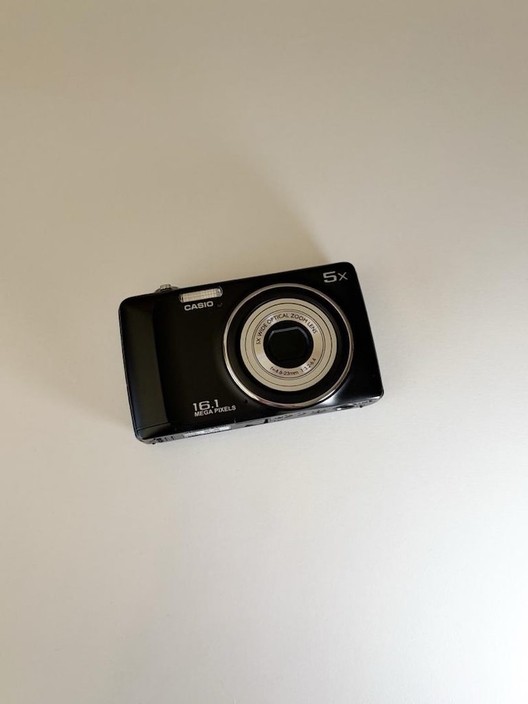 Casio Exilim Dijital Fotoğraf Makinesi - 3