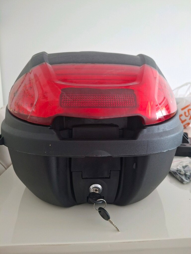 35 LİTRE ARKA ÇANTA MOTOR SIFIR ÜRÜN - 2