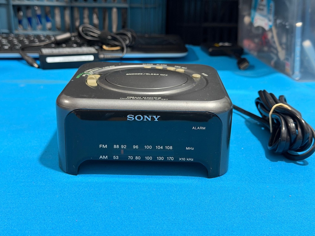 Sony ICF-C217 Dream Machine FM-AM Alarmlı Saatli Radyo - 3