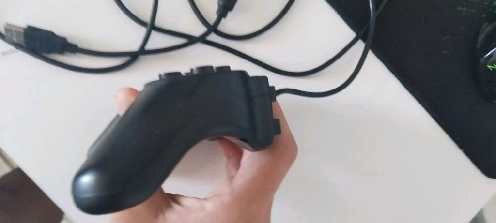 Trust GXT510 TEBUR Tak-Çalıştır PC Oyun Kolu - 4