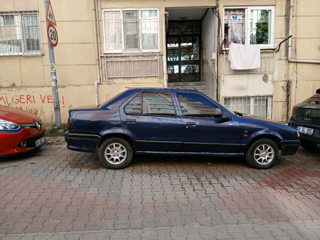 Masrafsız 95 model diri karbüratörlü Renault Eurupa - 5