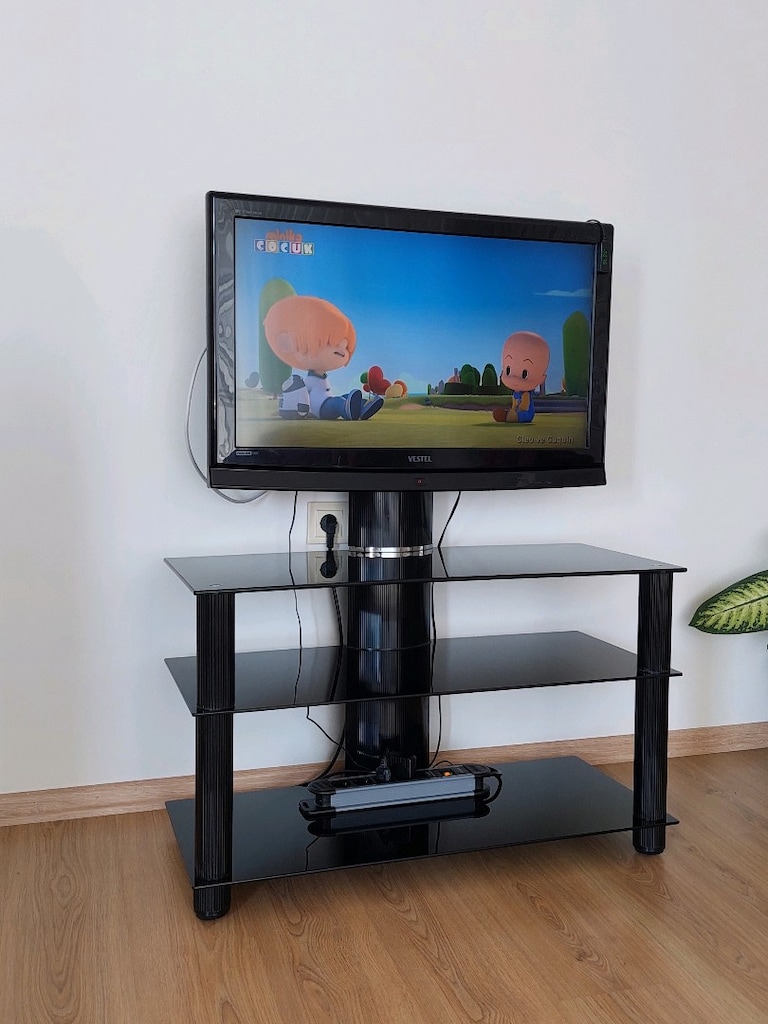 Tv sehpası/Ünitesi sıfır gibidir, Sorunu yoktur. Askı aparatı üzerinde - 3